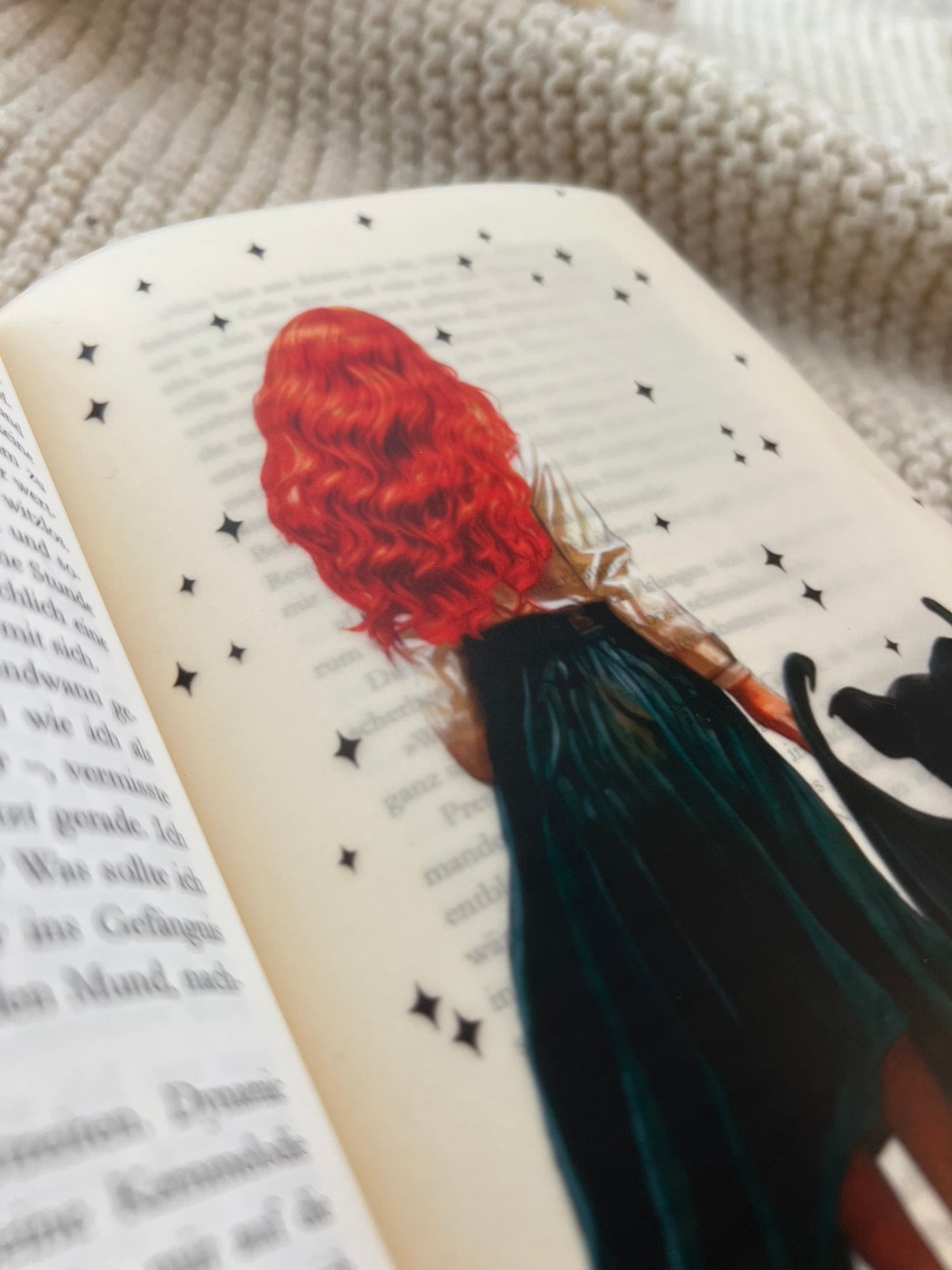 "Synphony - Orchester im Kopf" Signiertes Hardcover mit Farbschnitt, Lesezeichen und Charakterkarte